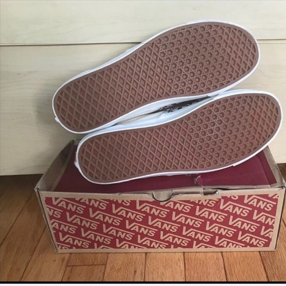 Fear of God x Vans Unity 95 - Picture 4 of 5